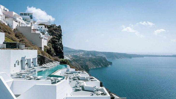 8 роскошных отелей на скалах