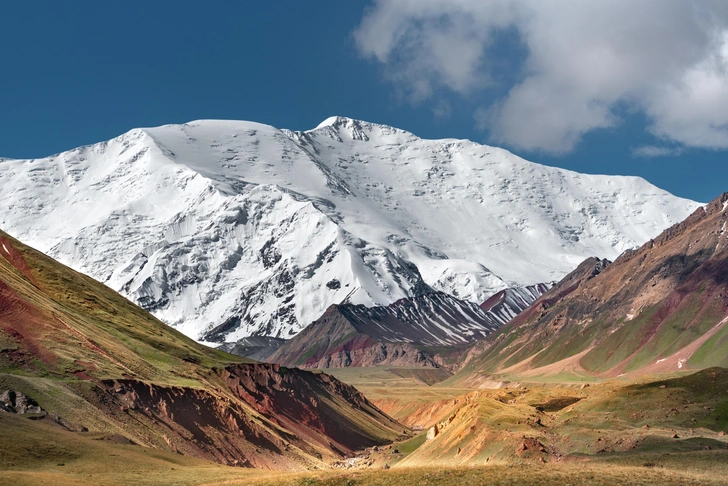 Пик Ленина | Источник: EVGEIIA via Shutterstock/Fotodom.ru