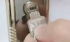 Лайфхак: как вытащить сломанный ключ из замка (видео)
