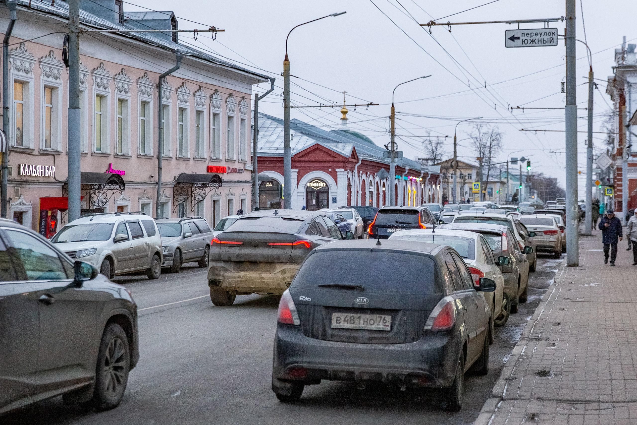 На каких дорогах Ярославля заделают ямы весной и летом 