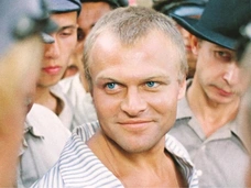 «Хотели похоронить его вместе с бомжами». Уход от Гниловой к Печерниковой и загадочная смерть Александра Соловьева