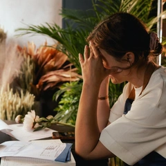 «Свекровь экономит на внучке и попрекает ее каждой копейкой»