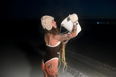 Blogger Shares Tips for Safe Epiphany Ice Bathing