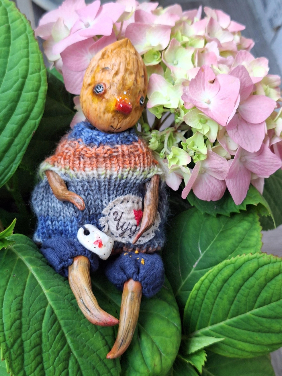 А как вам такой орех в свитере? | Источник: Марина Казак / личный архив