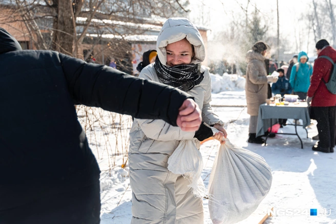 Бой мешками
