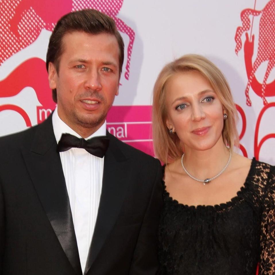 Экс-жена Мерзликина призвала женщин требовать от мужчин компенсации: «Если делать без оплаты, то вклад теряет ценность»