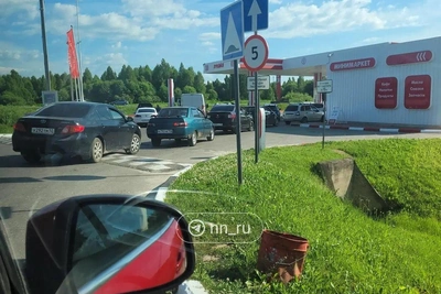 Перебои на нижегородских АЗС: на одной нет бензина, на другой очередь