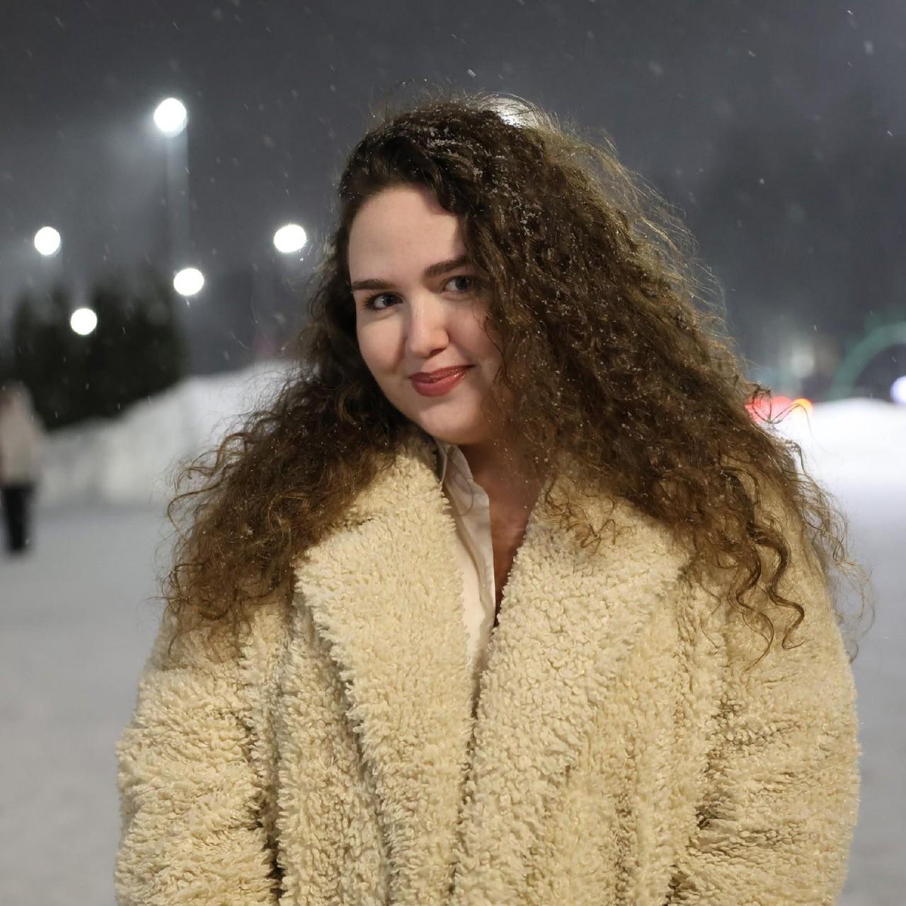 <p>Аня</p>