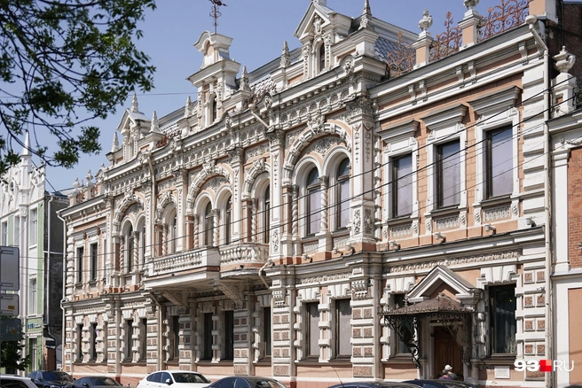 В бывшей гостинице находится музей Фелицына | Источник: Дарья Паращенко / 93.RU