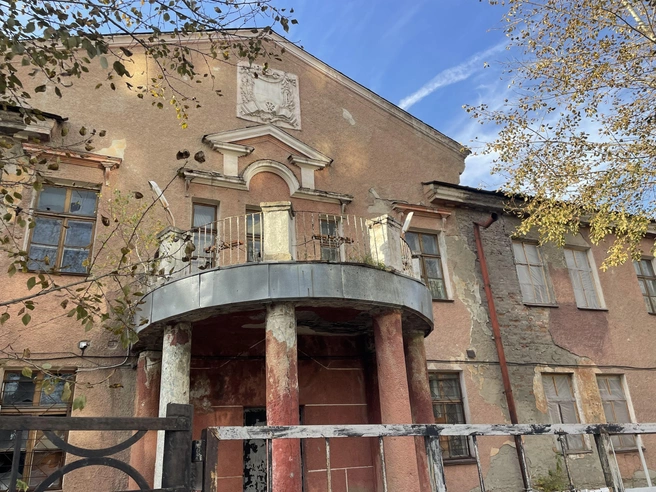 Улица скрывает немало зданий с интересной историей | Источник: Алёна Золотухина / NGS.RU