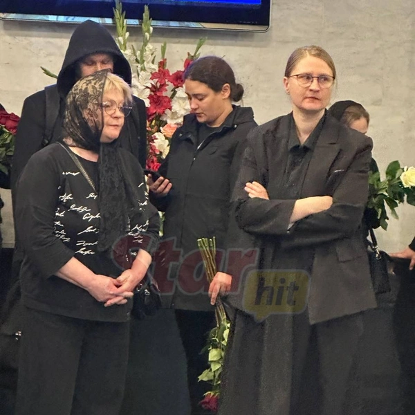 Жена Романа Юлия со своей мамой