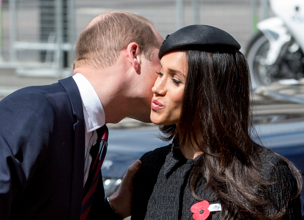 Принц Уильям и Меган Маркл перед службой в Вестминстерском аббатстве, 25 апреля 2018 года | marieclaire.ru