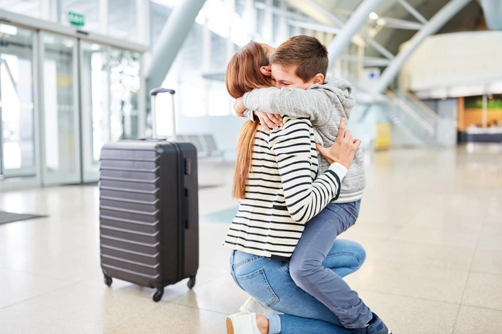 Москвичка и ее 10-летний сын таинственно исчезли в Турции — что уже известно | woman.ru