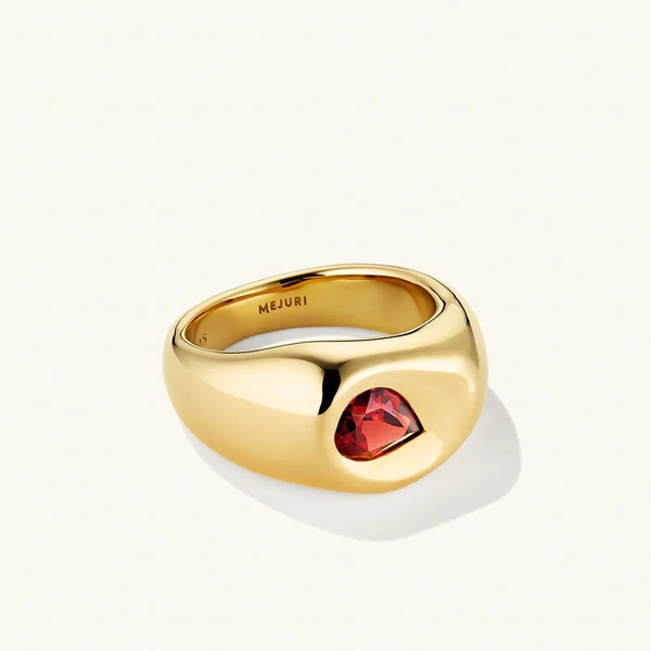 Mejuri Organic Dôme Molten Gemstone Ring ($198, прим. 15 500 руб.)