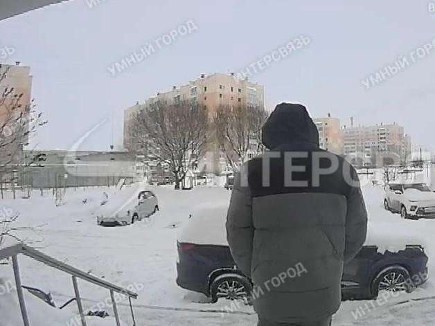 Оскар Мезовцев покинул место жительства 5 марта. | Источник: камера «Интерсвязи», предоставлено родными пропавшего