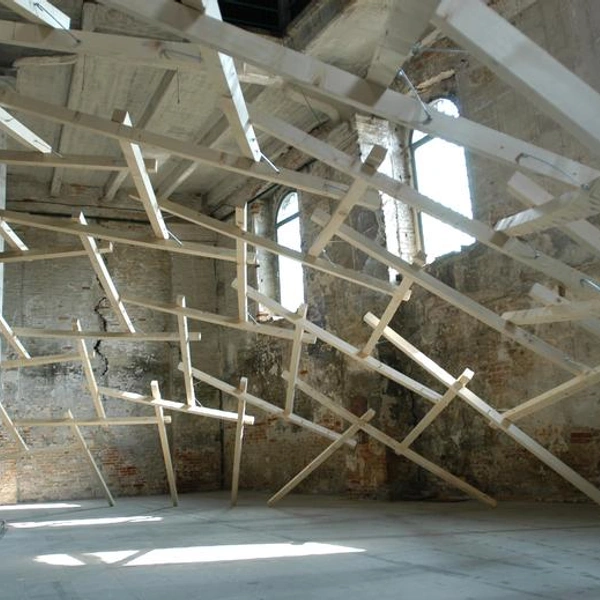 Объявлены кураторы Венецианской архитектурной биеннале 2027&nbsp;&mdash; Ван Шу и Лу Вэньюй