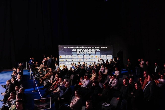  За чемпионский пояс будут бороться 18 мастеров спорта международного класса и 42 мастера спорта России | Источник: Федерация бокса Забайкальского края