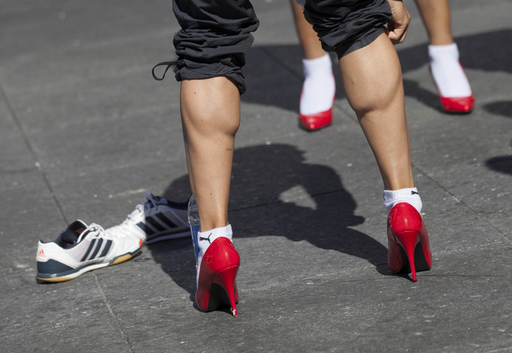 Мечты о высоком: как обувь на каблуке стала символом изысканности, власти и протеста