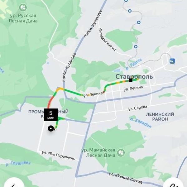 Цены за одну поездку от Перспективного до центра | Источник: сервисы такси