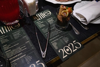 В меню представлены вкусные и необычные блюда | Источник: «50|60»