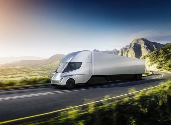 Tesla представила электрический грузовик и спорткар с откидывающимся верхом | ya62.ru