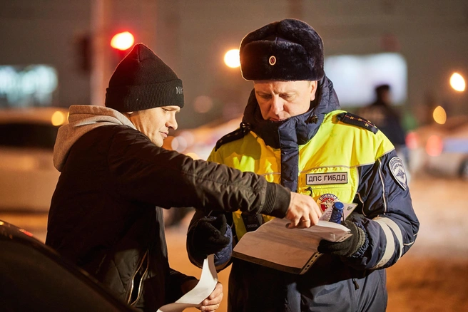 В недавнем рейде на нетрезвых водителей проверили даже деда Мороза | Источник: Александр Ощепков