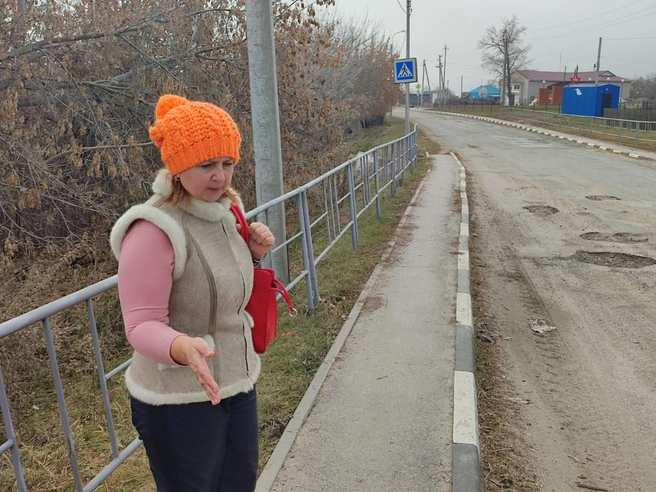 Юрист Елена Потылицына купила в селе Мереть дом и сразу занялась местными проблемами | Источник: Илья Калинин / NGS.RU