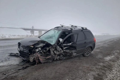 На трассе Уфа-Оренбург в ДТП с «Грантой» и «Ларгусом» пострадали два человека