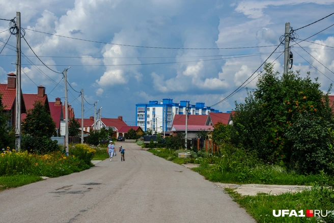 Так можно и не на свой участок зайти случайно