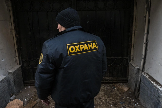 Охрана будет круглосуточной | Источник: Михаил Огнев / FONTANKA.RU