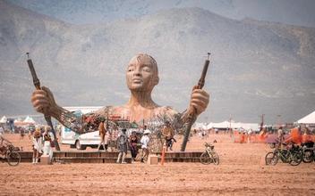 Жителя Омска убили на фестивале Burning Man в США. Он мечтал установить там собственный арт-объект