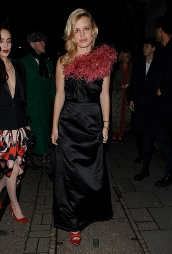 Джорджия Мэй Джаггер в Лондоне, 10 февраля | marieclaire.ru