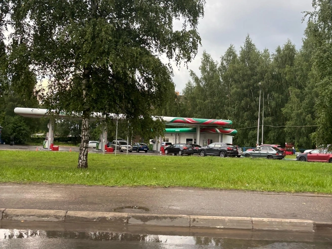 Ажиотаж на «Татнефти» днем 12 июля | Источник: читатель 76.RU