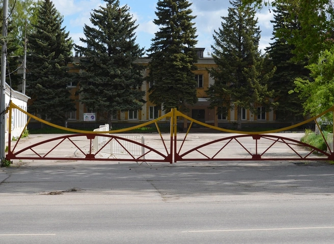 В ближайшее время на месте бывшего троллейбусного депо не станут строить школу | ya62.ru