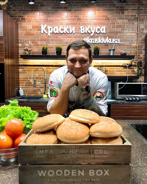 Иван Москвитин считает, что в кулинарию идут только фанатики своего дела | Источник: Иван Москвитин