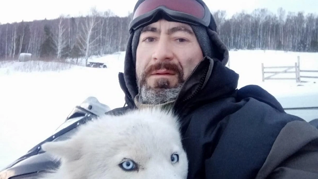 Предприниматель, судя по всему, доволен своим нынешним делом | Источник: Эдуард Шарафутдинов / Vk.com