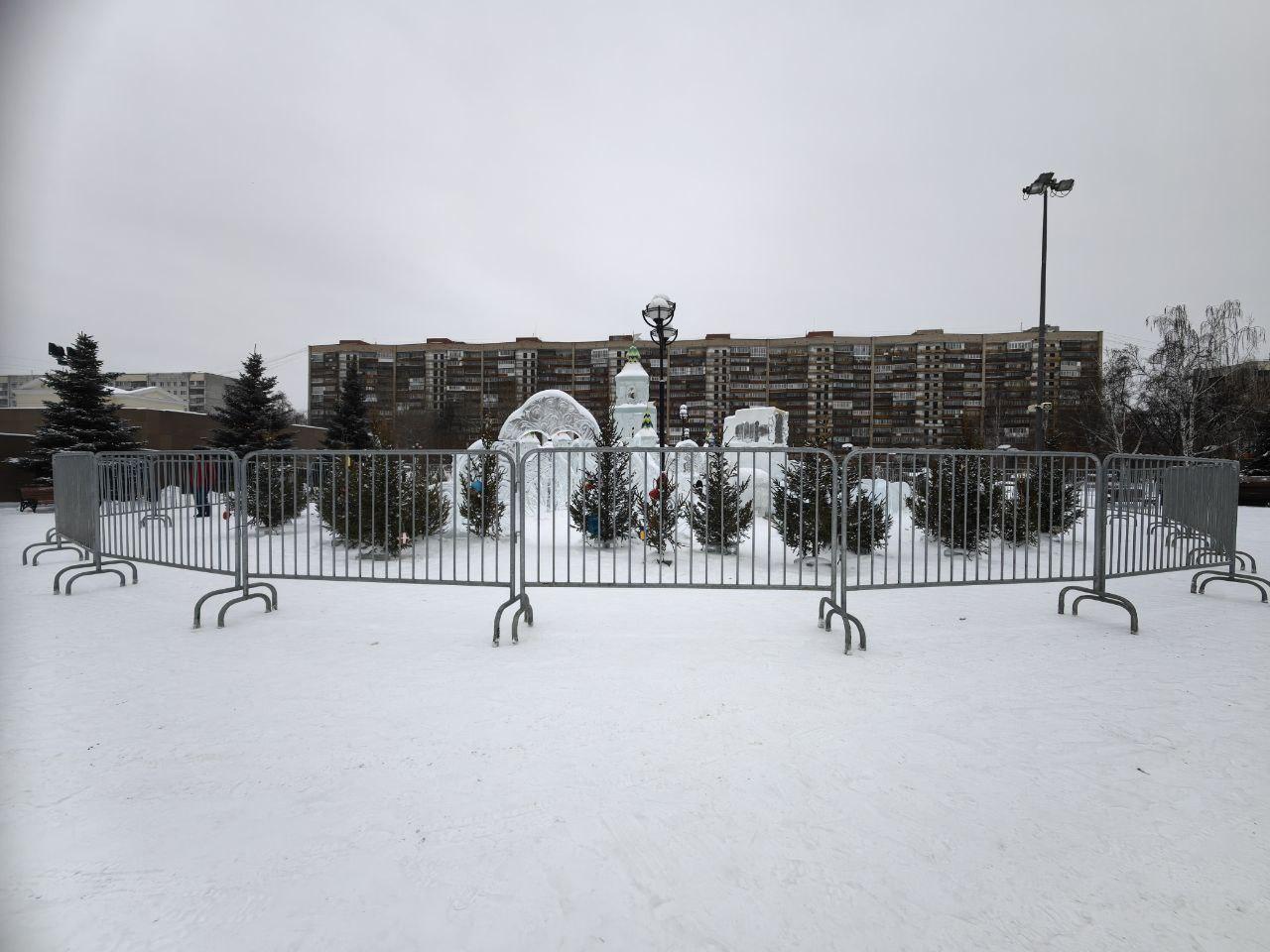 В Тюмени закрыли ледовый городок — в чем причина 