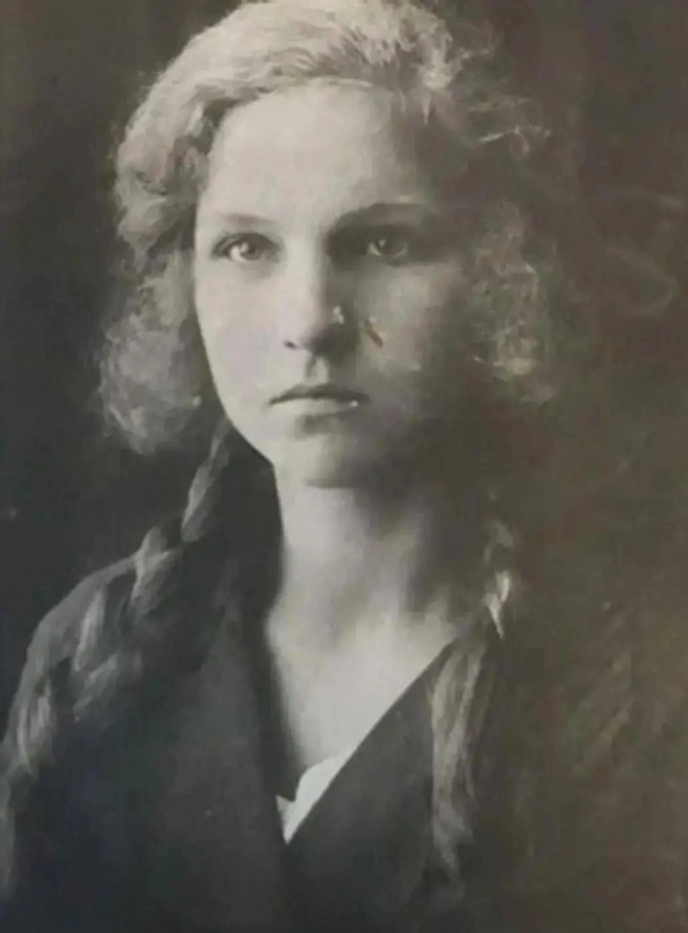 На фото — Клавдия Гадючкина в молодости | Источник: Ольга, внучка Клавдии Гадючкиной