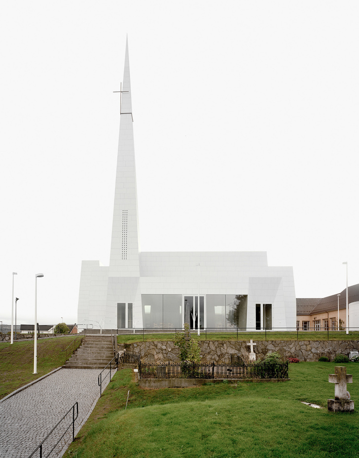 Фарфоровая церковь в Норвегии (фото 6)