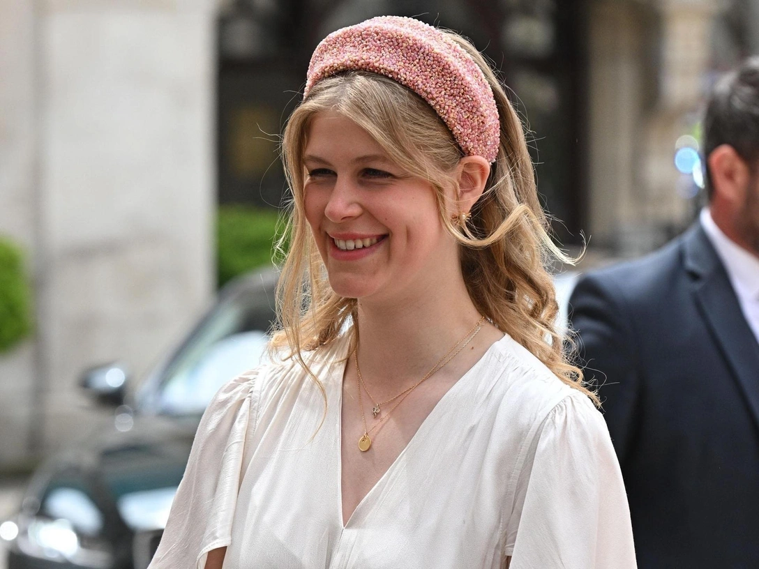 Леди Луиза на Платиновом юбилее Елизаветы II, 3 июня 2022 год | marieclaire.ru