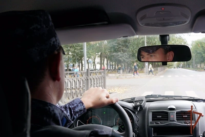 В Кирове росгвардейцы задержали подозреваемого в краже из ТЦ
