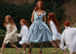 Урок литературы и юбки куртизанок у Vivienne Westwood, осень 2024