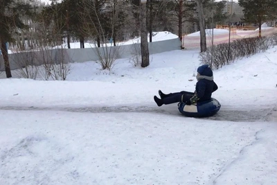 11-year-old boy dies while tubing in Moscow region village