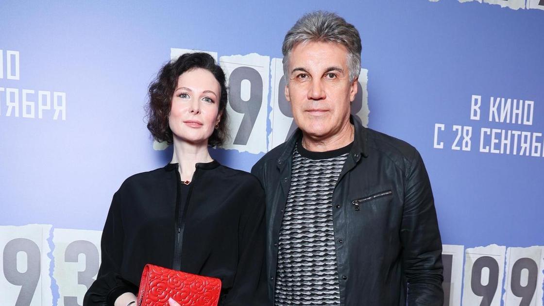 Ольга Погодина у гроба Алексея Пиманова: &laquo;Я воспитаю нашу доченьку так, чтобы тебе понравилось&raquo;