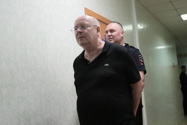 В пятницу суд продлил задержание Константина Громенко на 72 часа | Источник: Андрей Бортко / NGS.RU