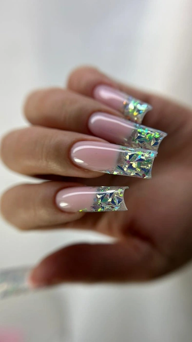 Источник: sheigarachuk_nails / Instagram.com (экстремистская организация, деятельность запрещена на территории РФ)