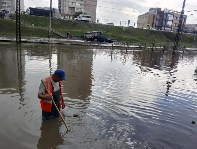 Барнаул вновь затопило после мощных ливней — фото и видео | Источник: Мэрия Барнаула