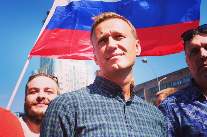 «Под ответственность жены»: омские врачи разрешили перевезти Навального на лечение в Германию