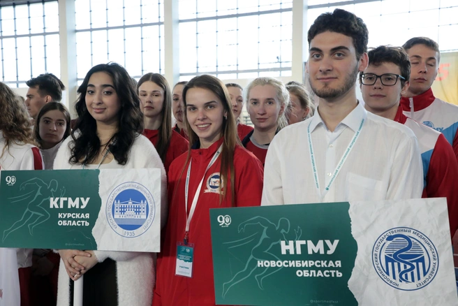 По командам, приехавшим на соревнования, можно изучать географию России | Источник: пресс-служба ВолгГМУ