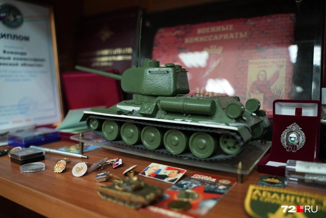 Военком служил на должности командира танкового взвода  | Источник: Илья Чикотин/72.RU